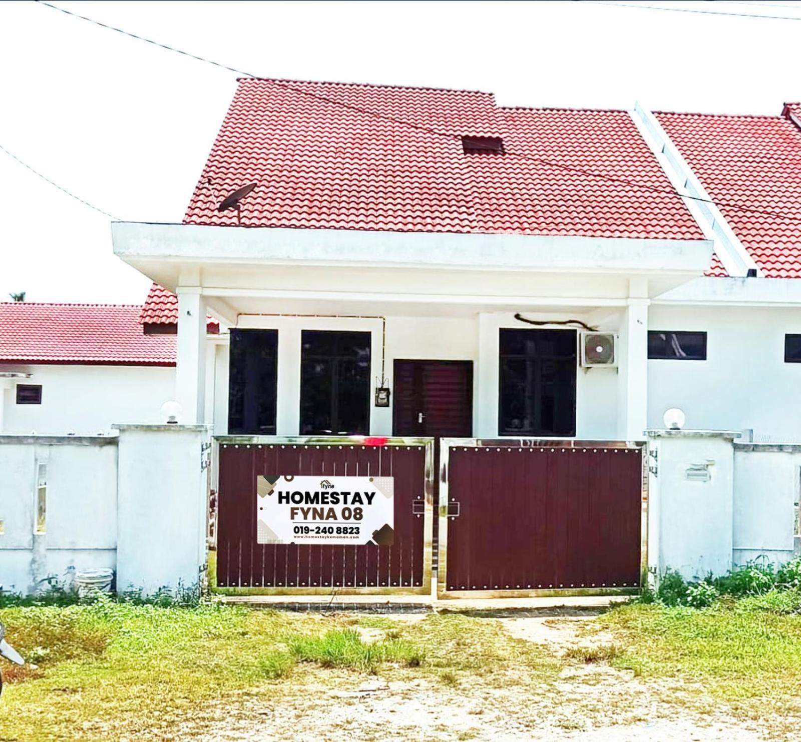 Homestay Kemaman Fyna08 Banglo Dekat Pantai Kijal Buitenkant foto